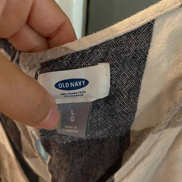 Old navy checkered plaid drawstring romper - Picture 6 of 6